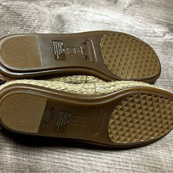 Aerosoles Solitaire Slip On Counsoler Flats Size 6 - Picture 7 of 9